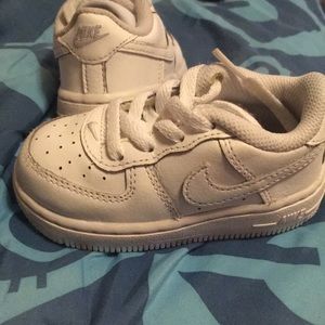 Toddler low too Air Force ones